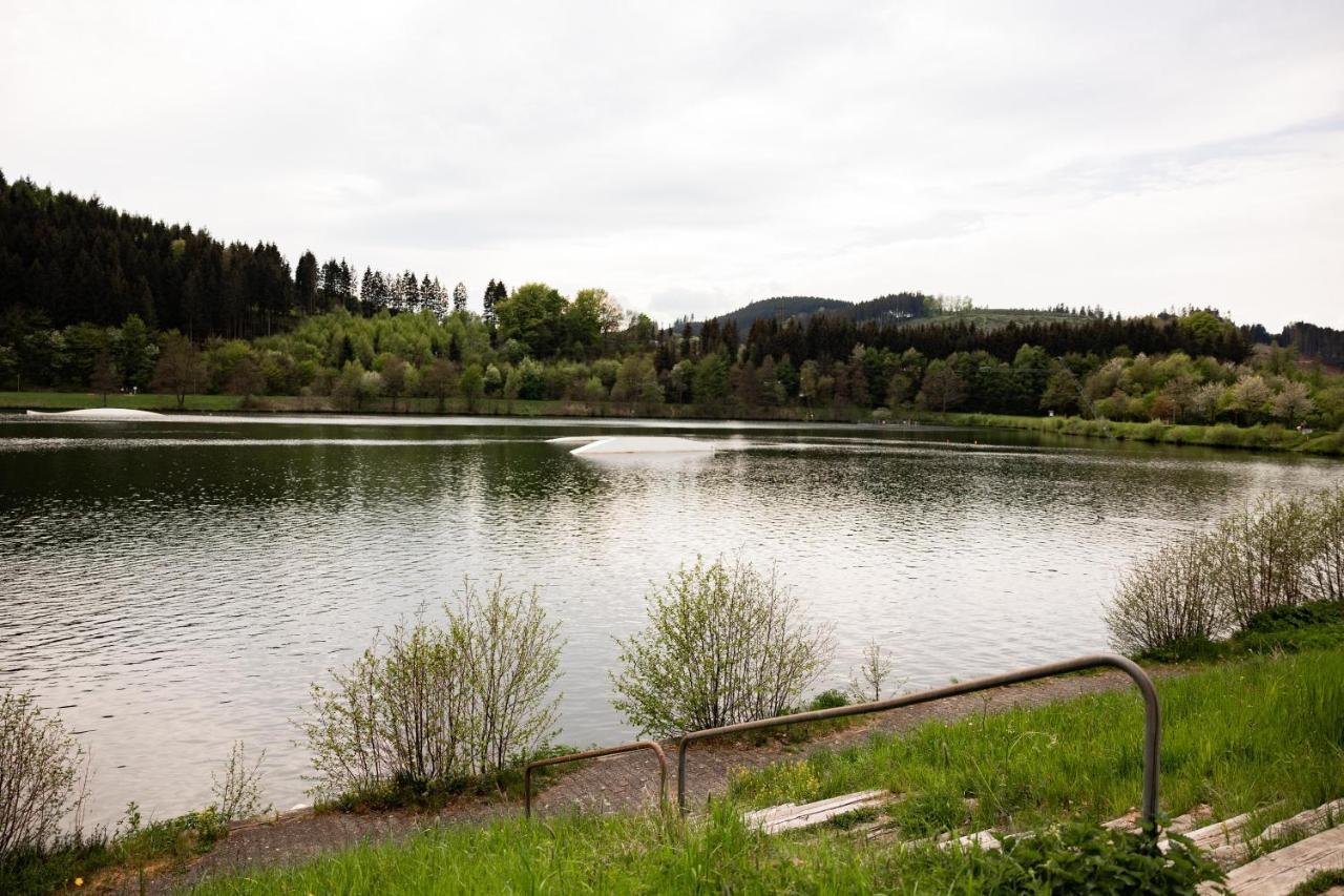 Ferienwohnung Mit Seeblick — Sport Und Erholung Winterberg Eksteriør billede